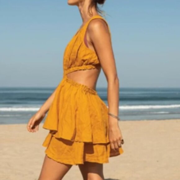 NWT Left On Friday Getaway Linen Beach Dress - Yellow/Gold - Size S - Picture 2 of 10